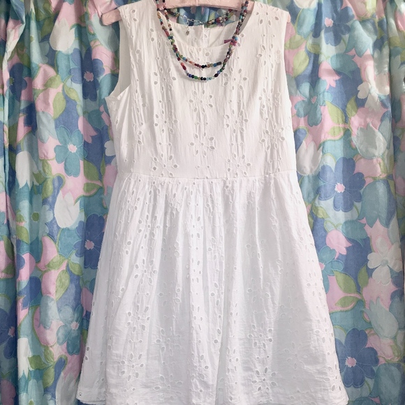 white cotton lace dress